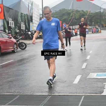 Runner Photo 7748051