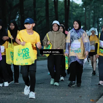 Runner Photo 7748069