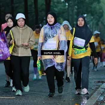 Runner Photo 7748071