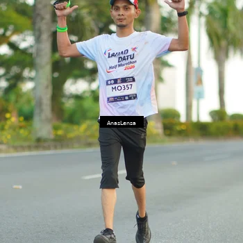 Runner Photo 7748078