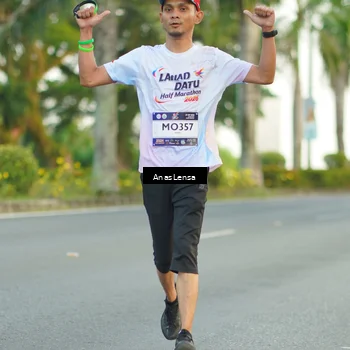 Runner Photo 7748090