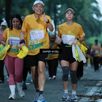 Runner Photo 7748100