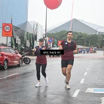 Runner Photo 7748114