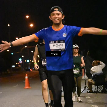 Runner Photo 7748123