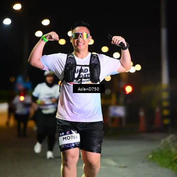 Runner Photo 7748124
