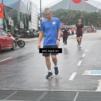 Runner Photo 7748125