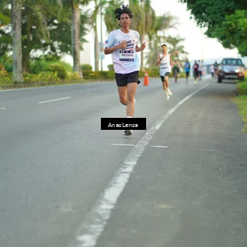 Runner Photo 7748127
