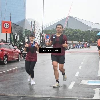 Runner Photo 7748142
