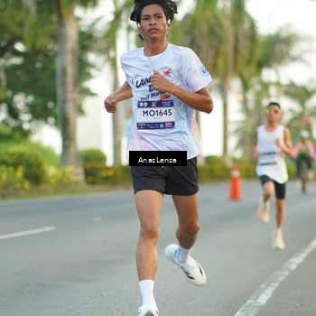 Runner Photo 7748153