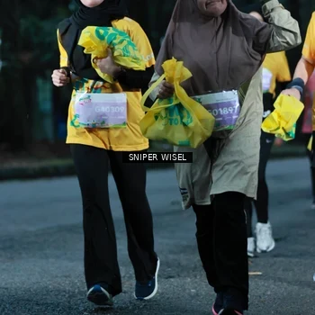 Runner Photo 7748171