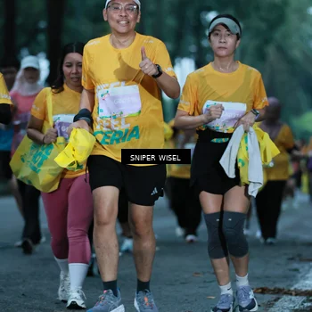 Runner Photo 7748187