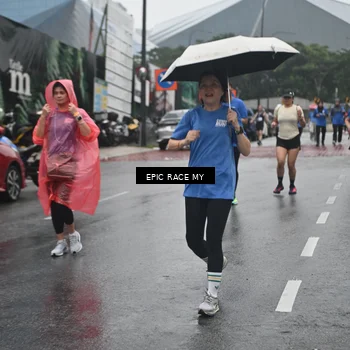 Runner Photo 7748199