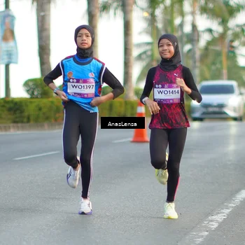 Runner Photo 7748202