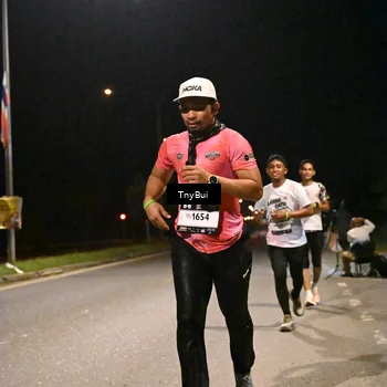 Runner Photo 7748222