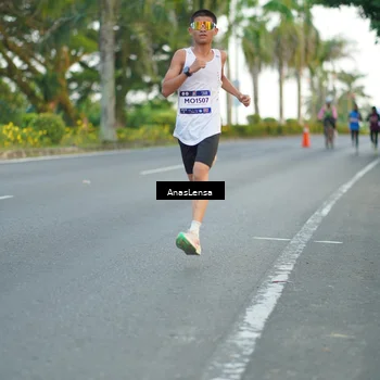 Runner Photo 7748227