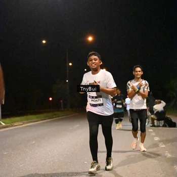 Runner Photo 7748229