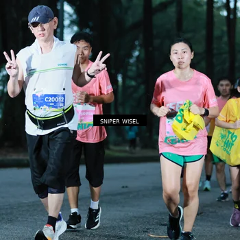 Runner Photo 7748240