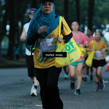 Runner Photo 7748248