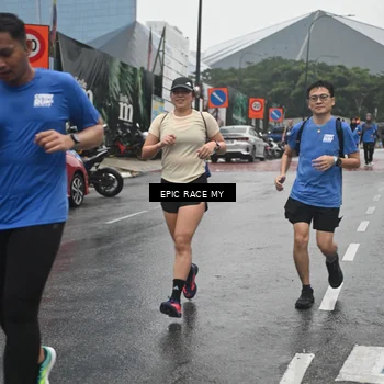 Runner Photo 7748250