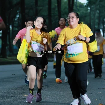 Runner Photo 7748259
