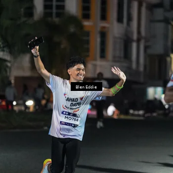 Runner Photo 7748264