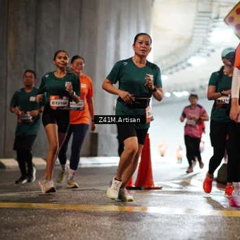 Runner Photo 7748265