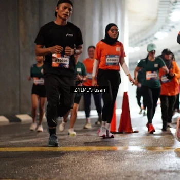 Runner Photo 7748277