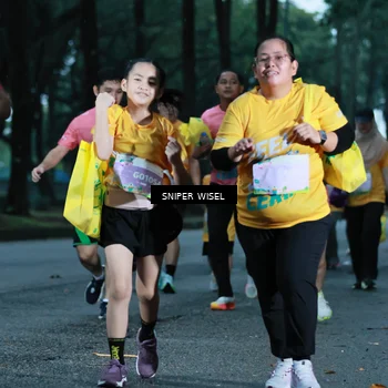 Runner Photo 7748288