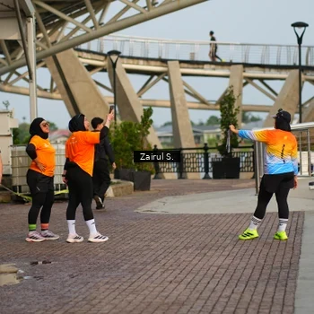 Runner Photo 7748301