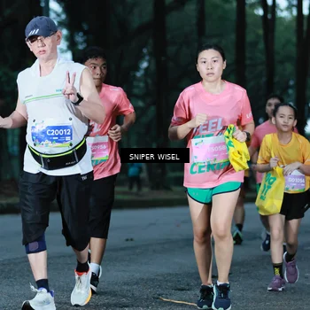 Runner Photo 7748303