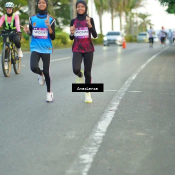 Runner Photo 7748304