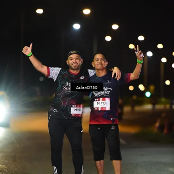 Runner Photo 7748307