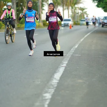 Runner Photo 7748311
