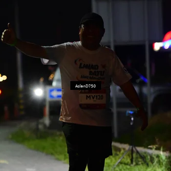 Runner Photo 7748317
