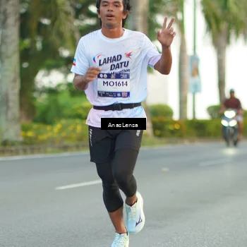 Runner Photo 7748320