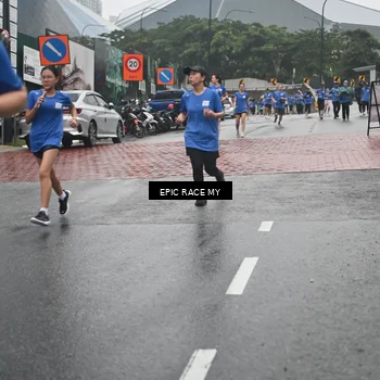 Runner Photo 7748338