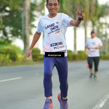 Runner Photo 7748348