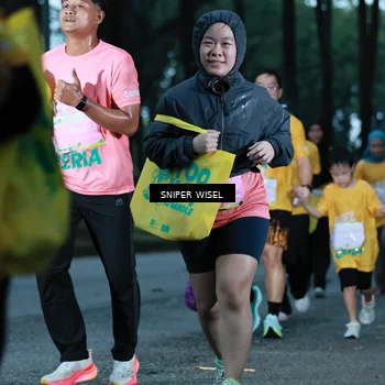 Runner Photo 7748357