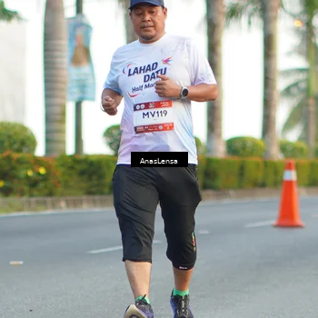 Runner Photo 7748363