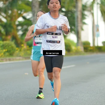 Runner Photo 7748388