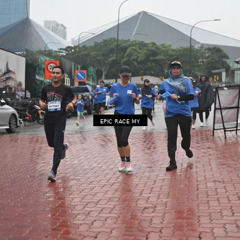 Runner Photo 7748394