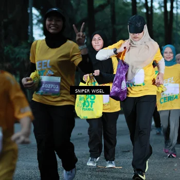 Runner Photo 7748403