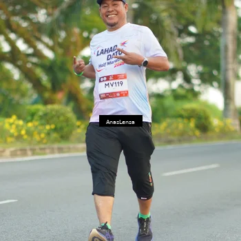 Runner Photo 7748406