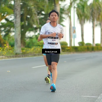 Runner Photo 7748409