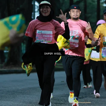 Runner Photo 7748414