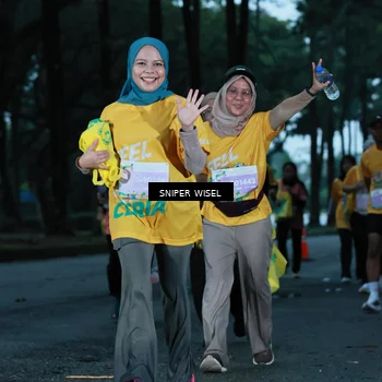 Runner Photo 7748418