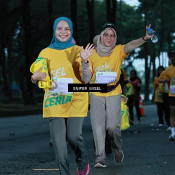 Runner Photo 7748424