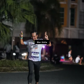 Runner Photo 7748430