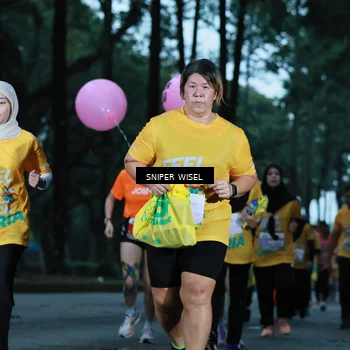 Runner Photo 7748442