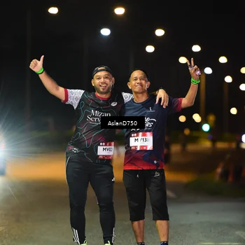 Runner Photo 7748460